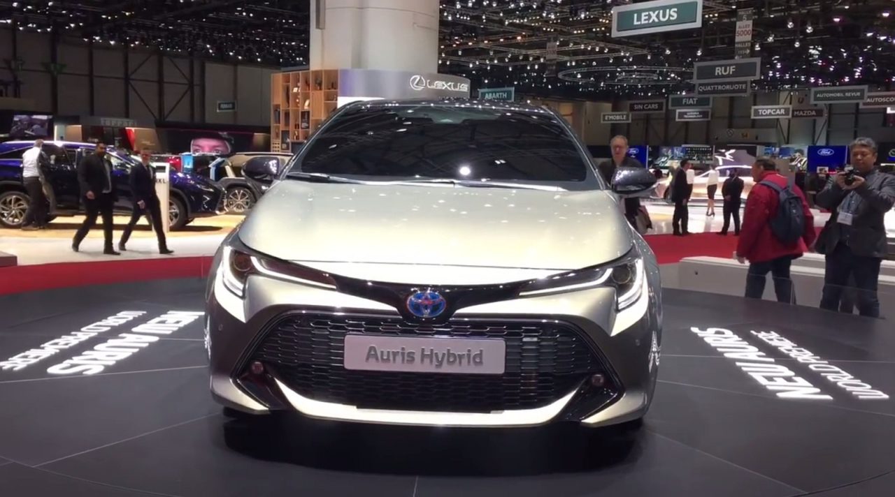 Nowa Toyota Auris (2019) [FOTO] hybryda, nadal